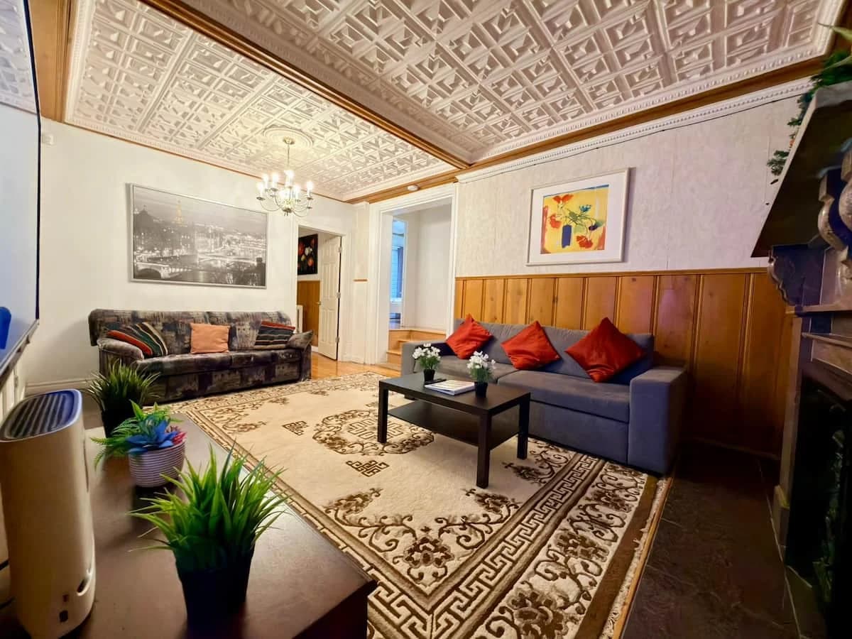 Outremont Group House — ground-floor lounge